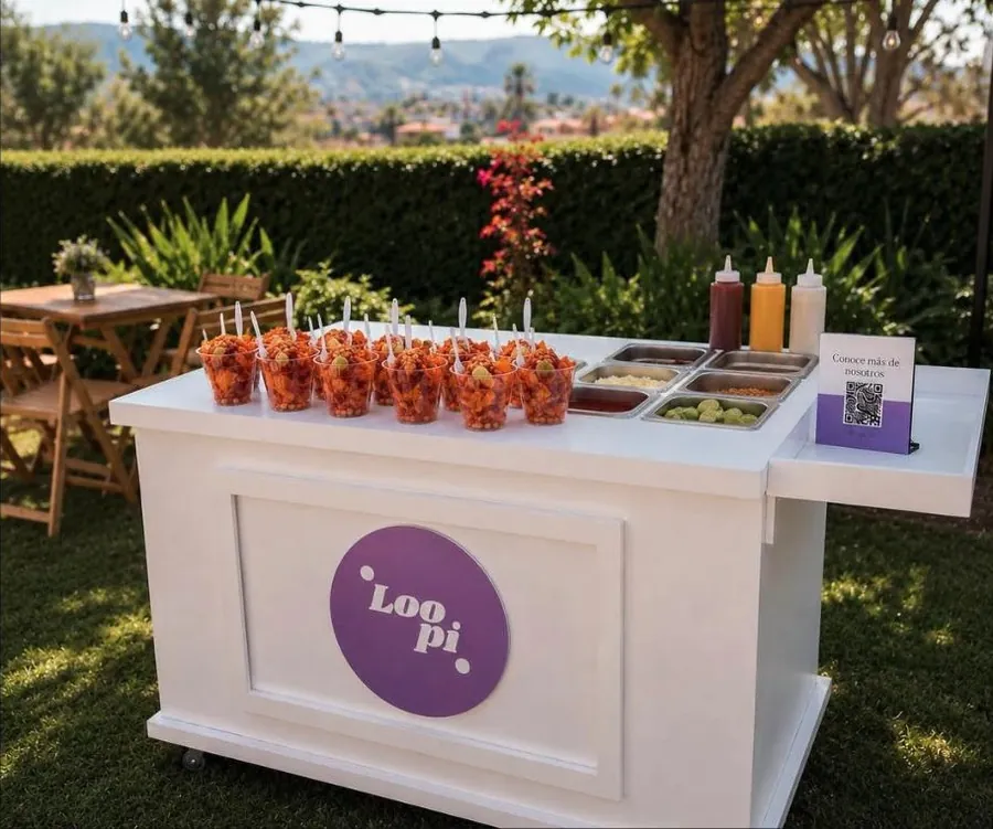 Loopicnic snack and brunch cart